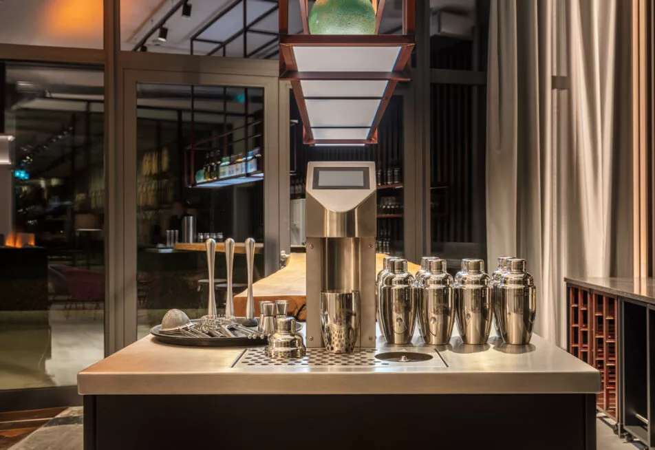 lounge_bartender_roboter