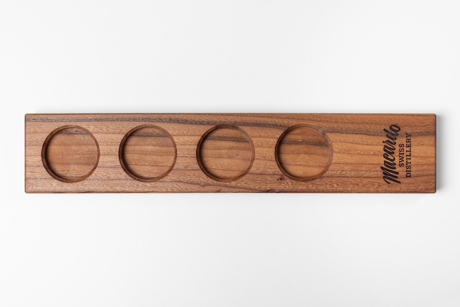 Ulmenholz Brettli mit Destillaten